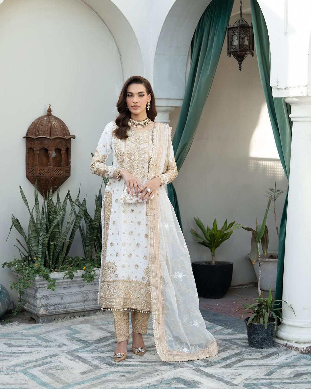 White Readymade Indian Salwar Kameez suit set dress