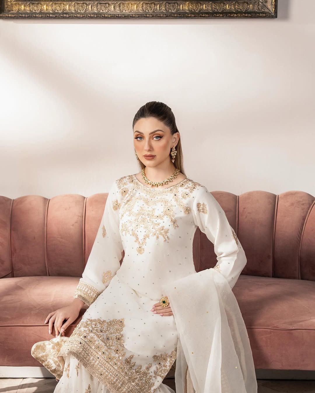 White pakistani salwar kameez set Readymade dress