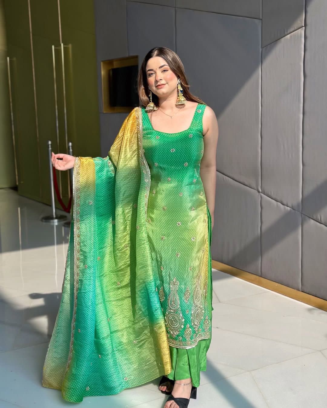 Indian salwar kameez suit set Ready to wear wedding dress