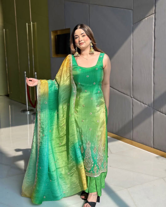 Indian salwar kameez suit set Ready to wear wedding dress