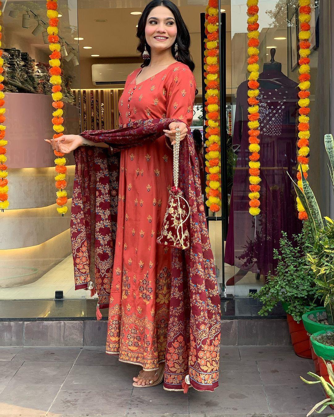 Wedding wear anarkali Full Flair gown set Readymade
