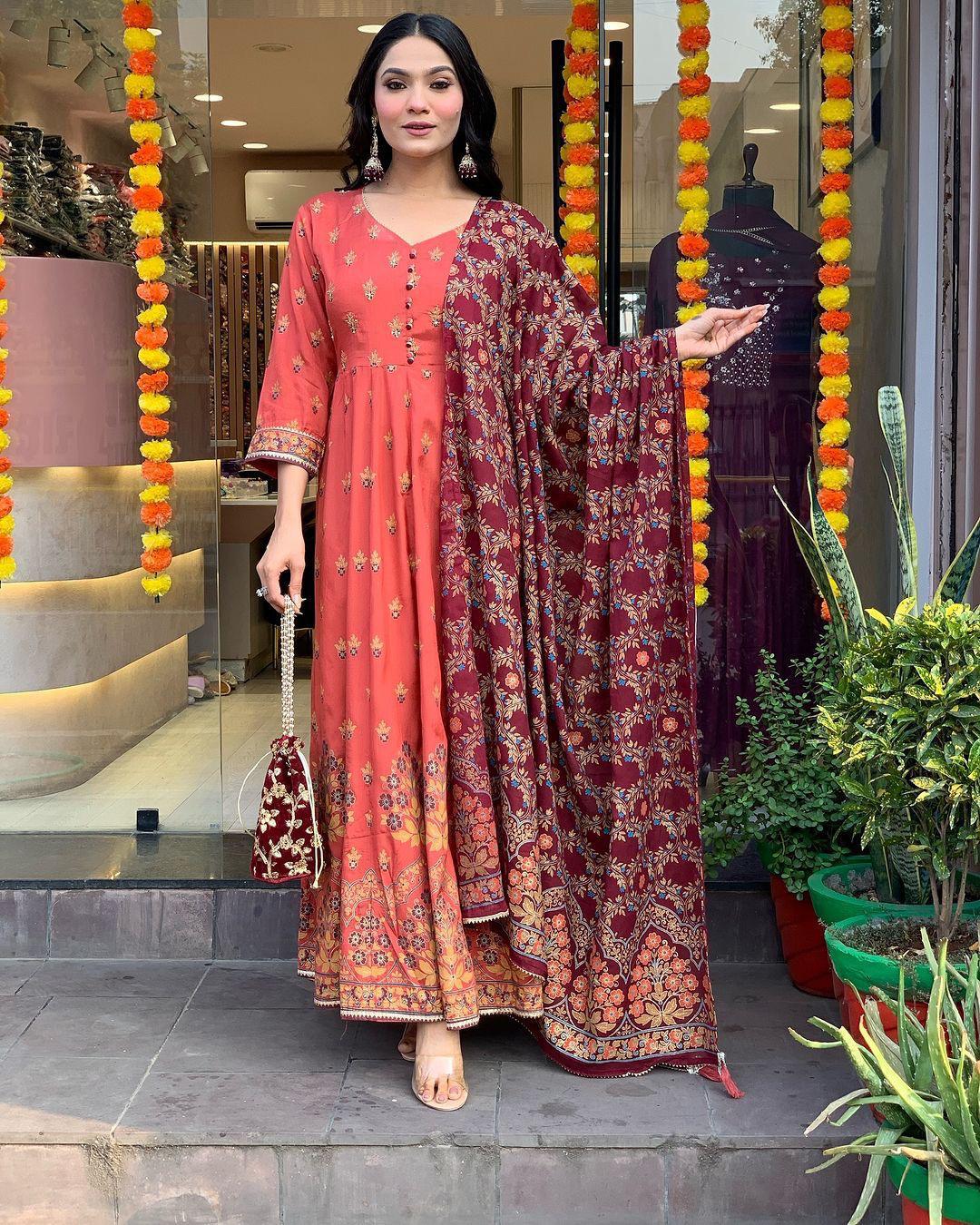 Wedding wear anarkali Full Flair gown set Readymade
