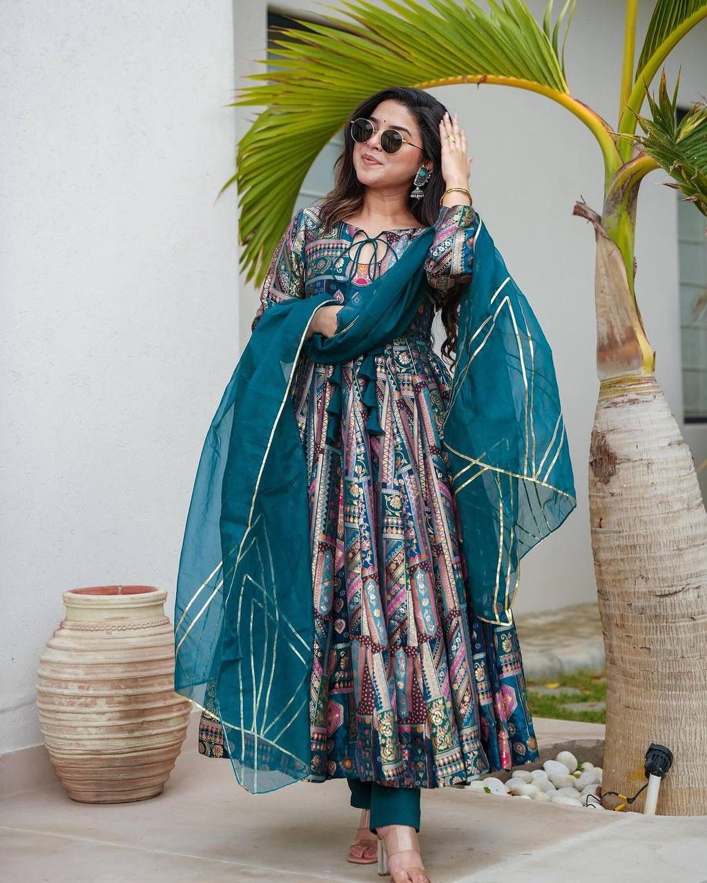 Premium anarkali Full Flaired salwar kameez for wedding