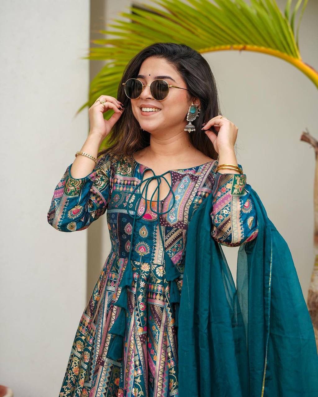 Premium anarkali Full Flaired salwar kameez for wedding