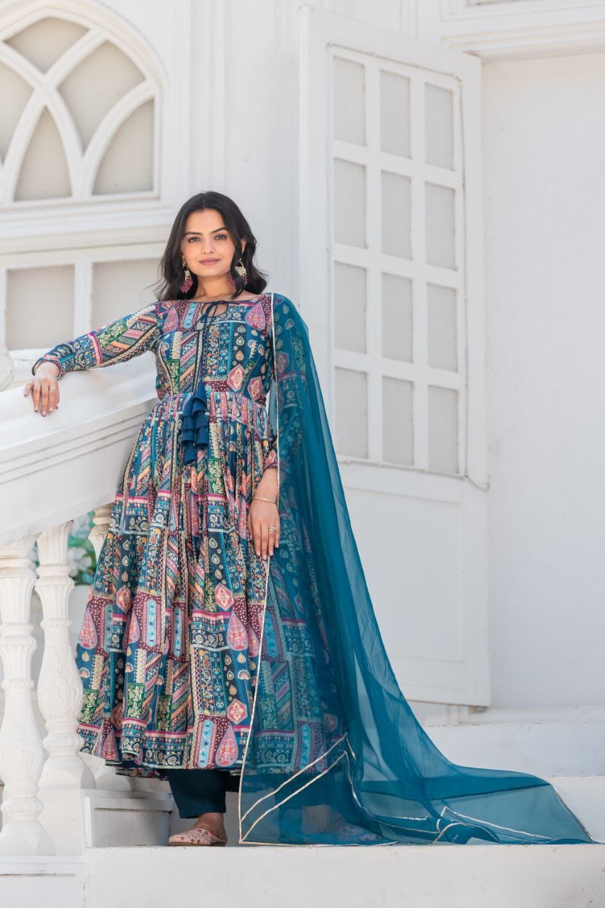 Trending premium Anarkali salwar kameez suit set Indian wedding dress
