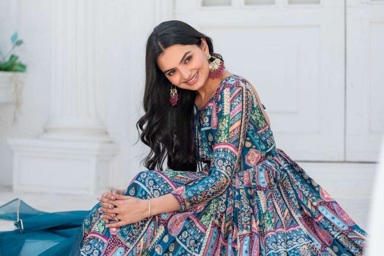 Trending premium Anarkali salwar kameez suit set Indian wedding dress