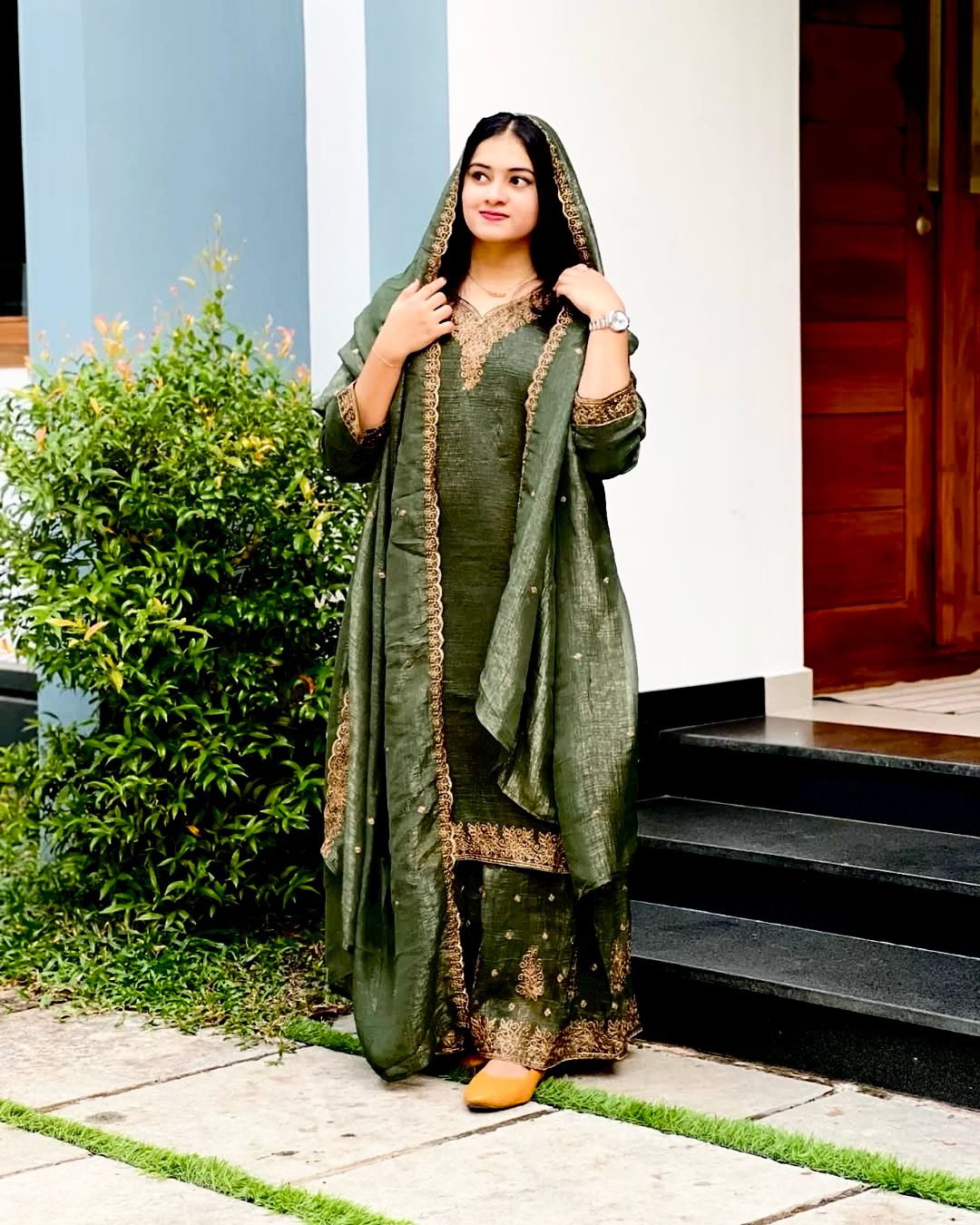 Pakistani Eid salwar Kameez Sharara Suit Set dress