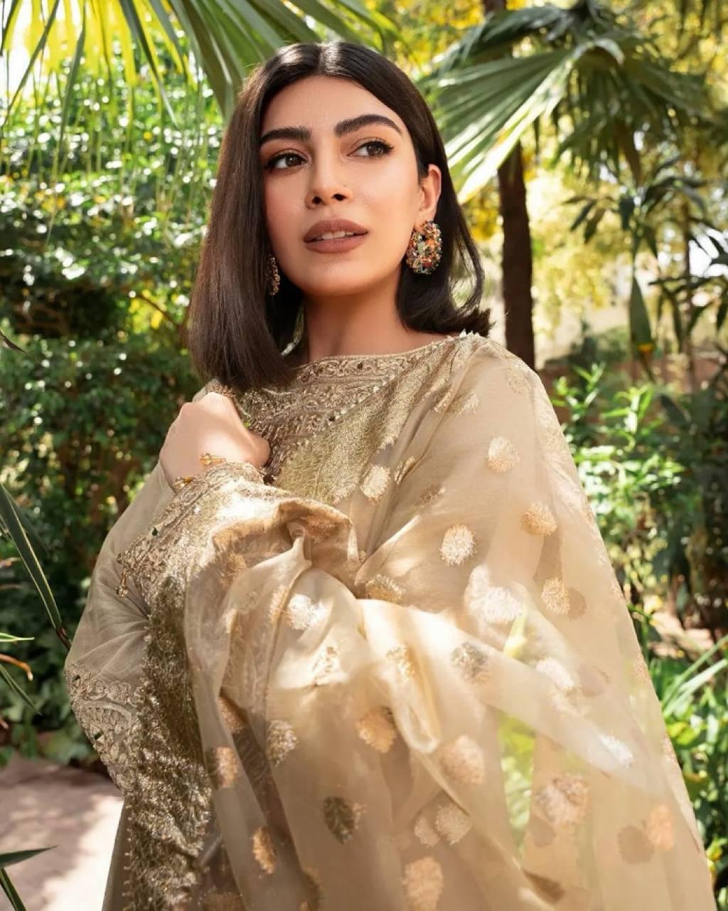 Pakistani eid salwar kameez readymade wedding dress