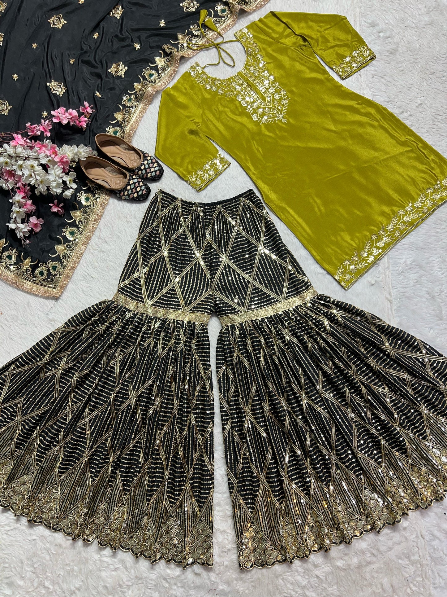 Pakistani Readymade Festival partywear wedding salwar kameez Punjabi suit