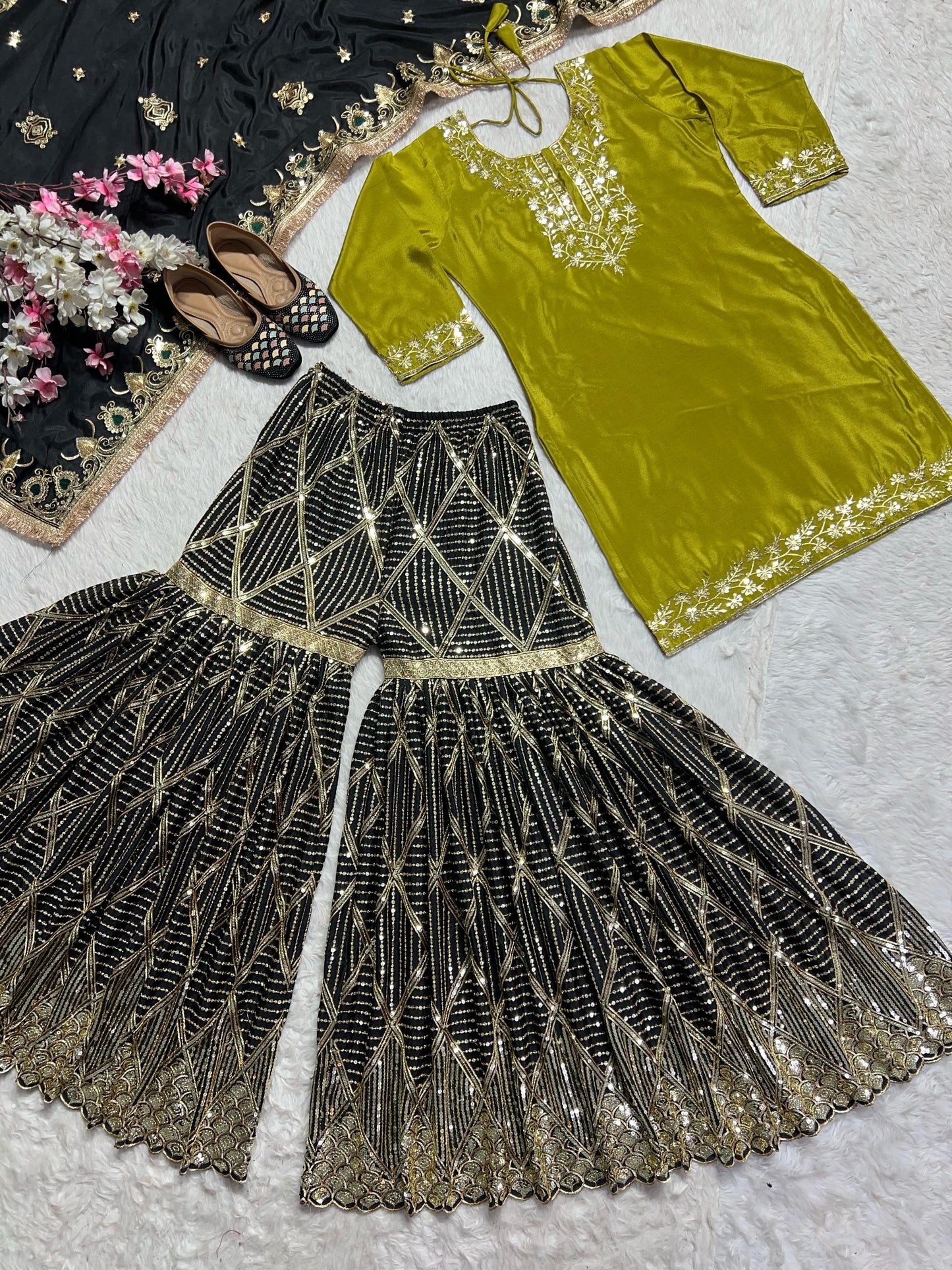 Pakistani Readymade Festival partywear wedding salwar kameez Punjabi suit