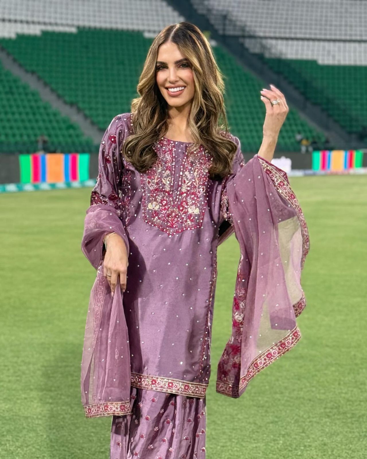 Readymade Pakistani salwar Kameez dress