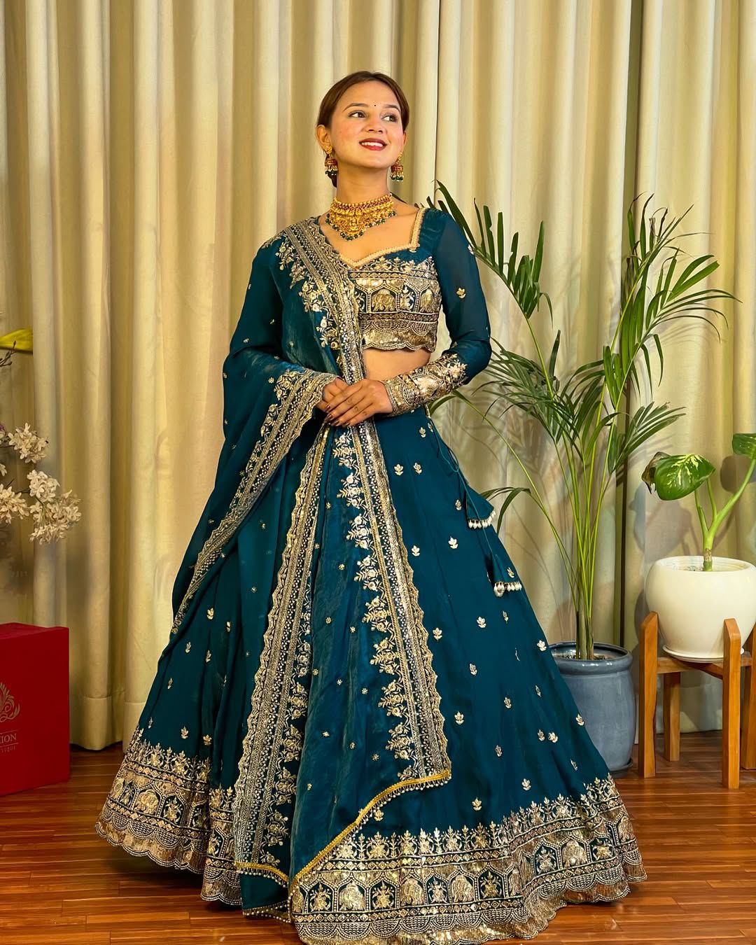 Readymade Indian wedding lehenga choli with Dupatta