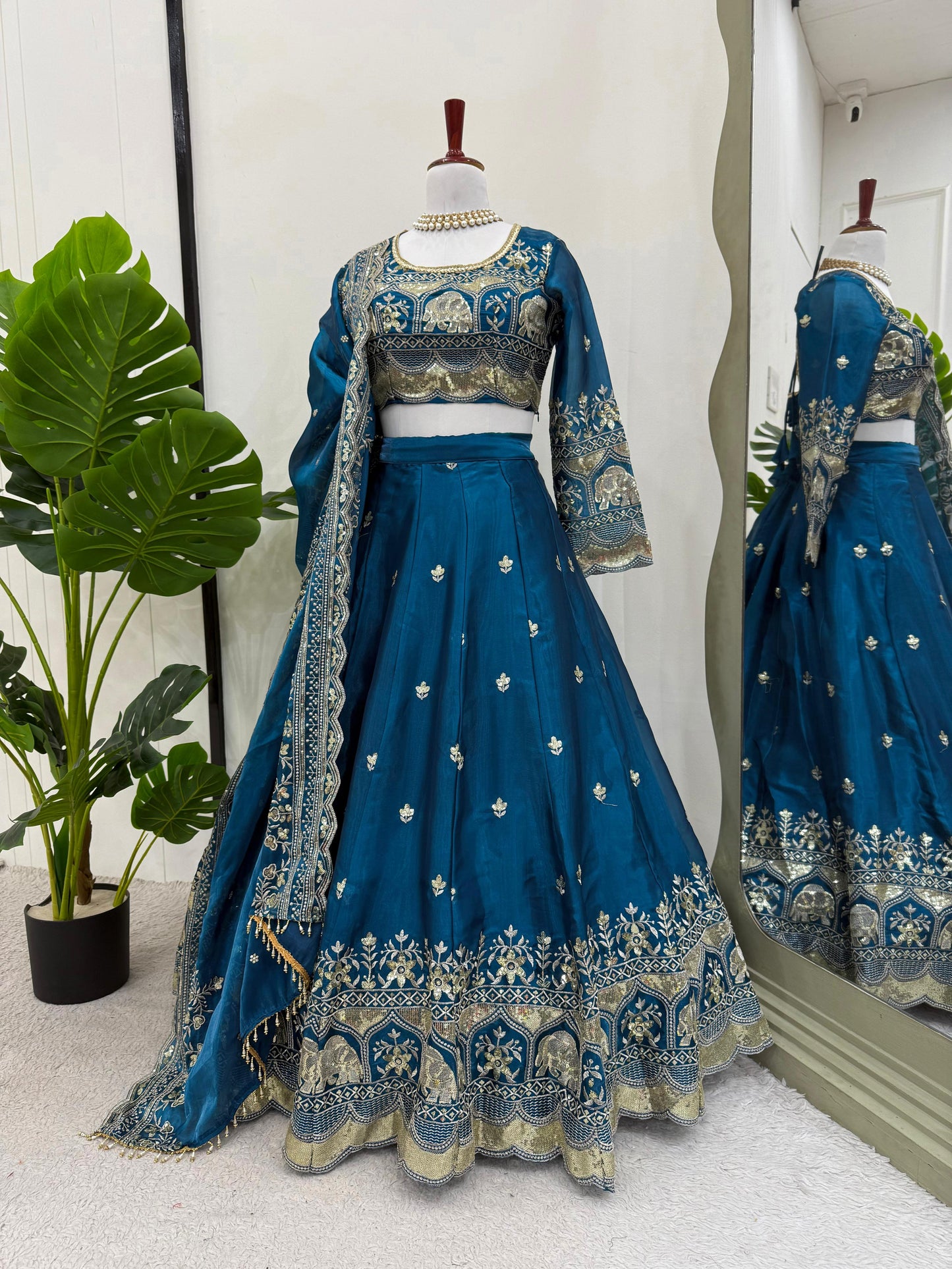 Readymade Indian wedding lehenga choli with Dupatta