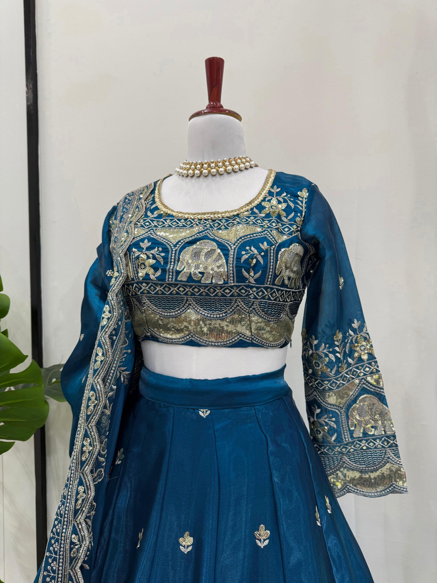 Readymade Indian wedding lehenga choli with Dupatta