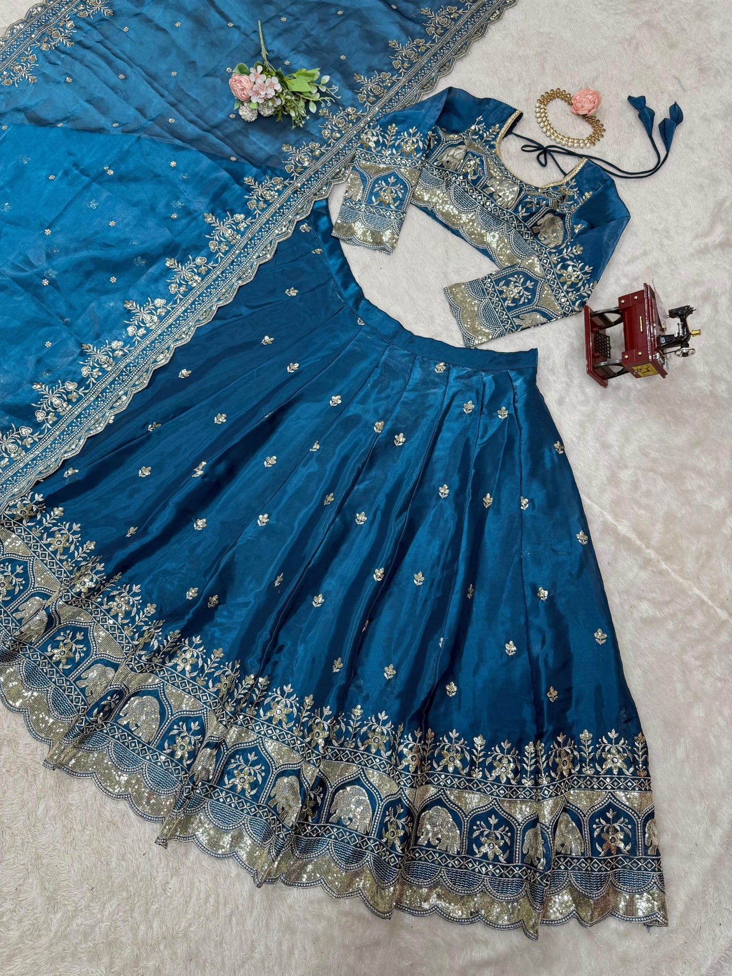 Readymade Indian wedding lehenga choli with Dupatta