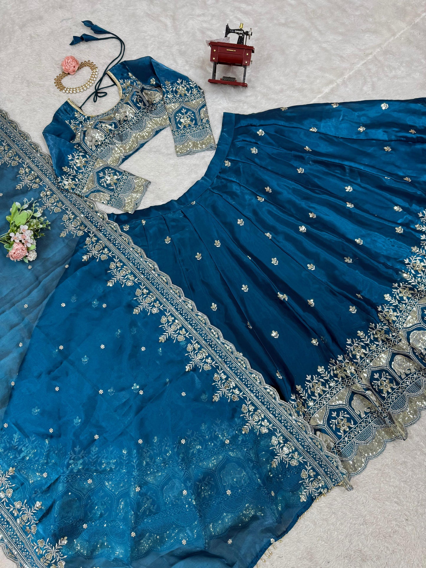 Readymade Indian wedding lehenga choli with Dupatta