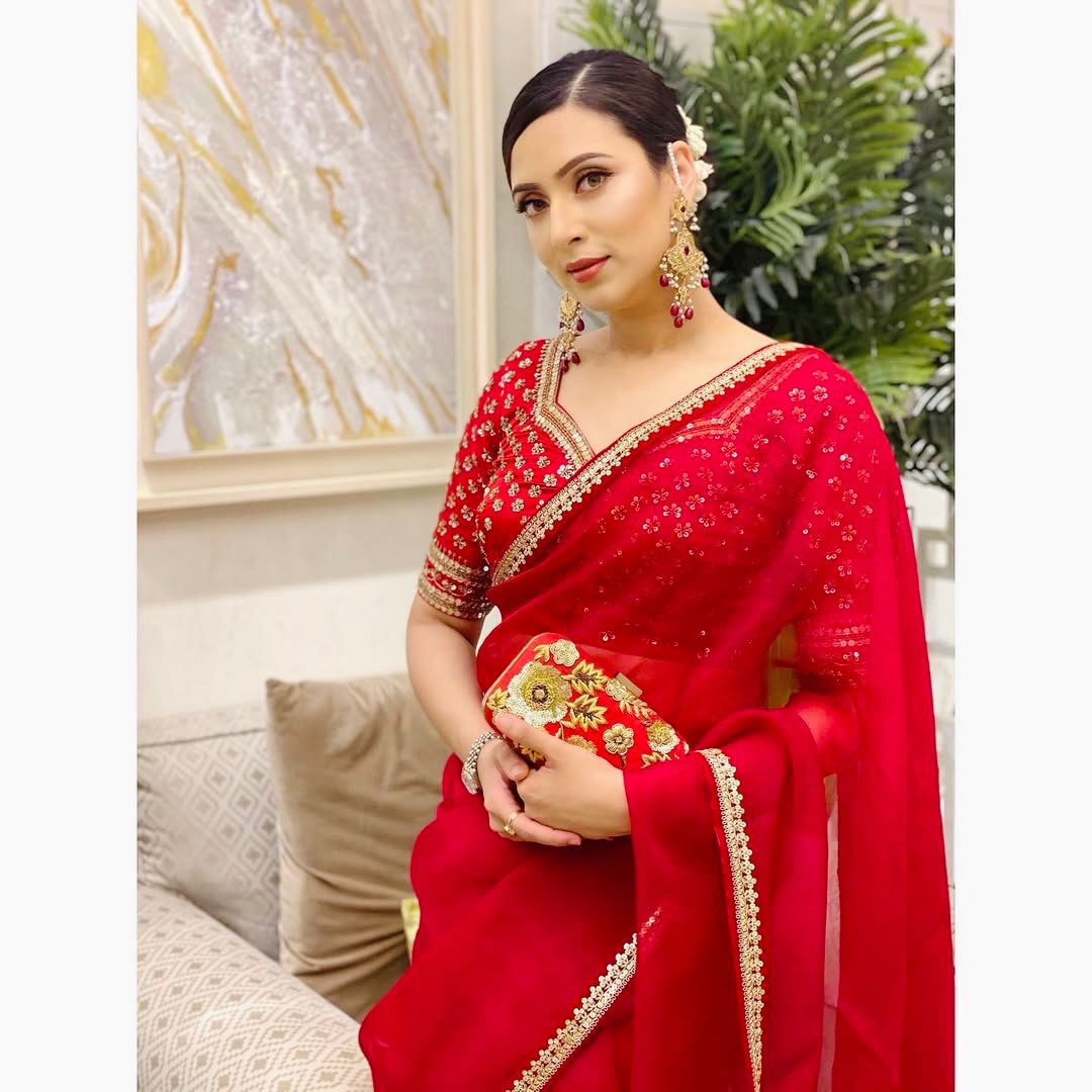 Red Designer Wedding saree with stitched blouse Partywear Ready To Wear Saree