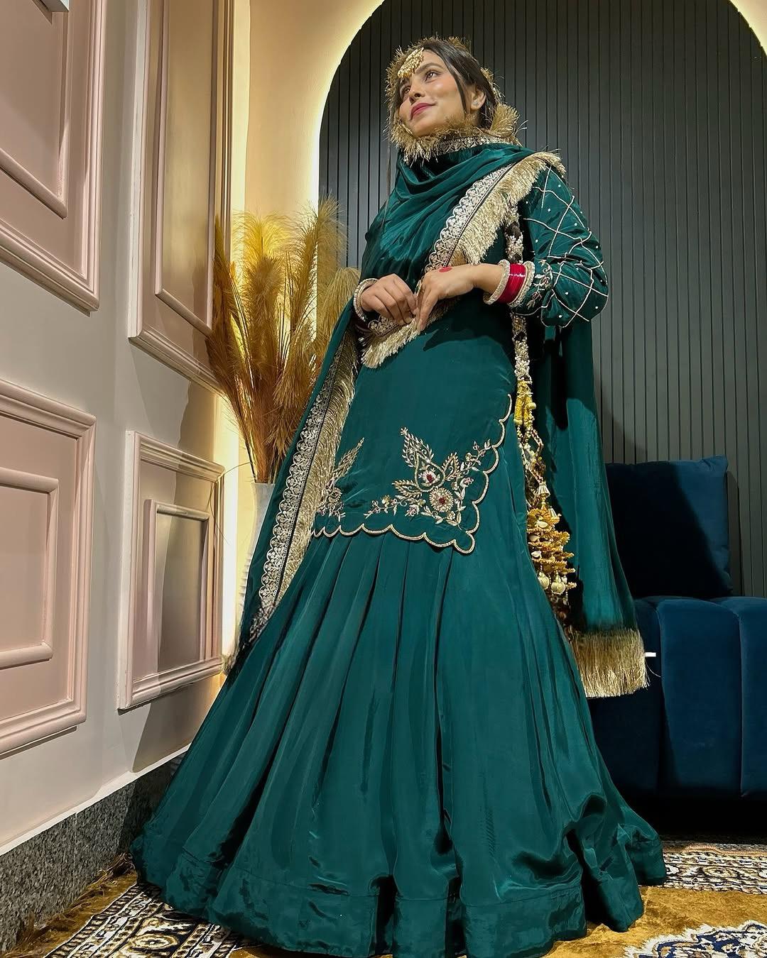 Top Lehenga with Dupatta Readymade Stitched Wedding Festival partywear Pakistani dress